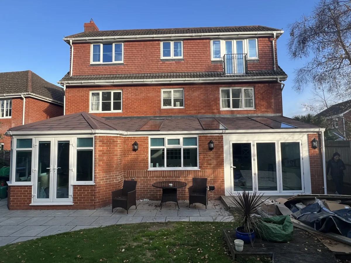 combinsation solid roof on three storey house